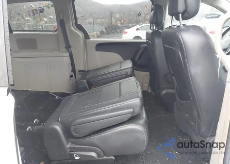 2012 Chrysler Town & Country Touring from USA, damaged, VIN 2C4RC1BG3CR229216